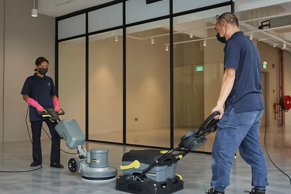 Kiểm tra và vệ sinh hệ thống hút nước giúp máy hoạt động hiệu quả hơn 